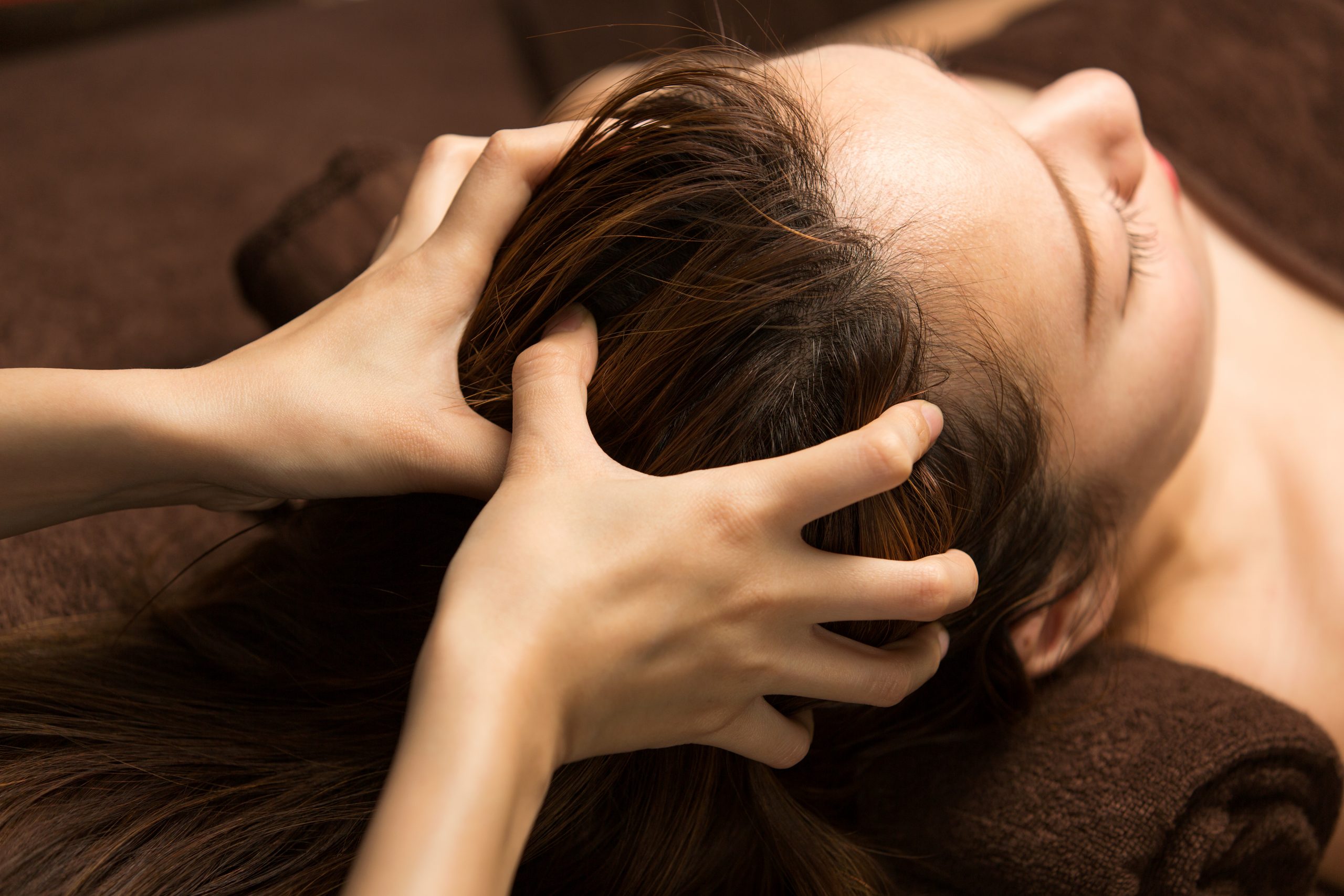 The Benefits of Scalp Massage for Hair Growth